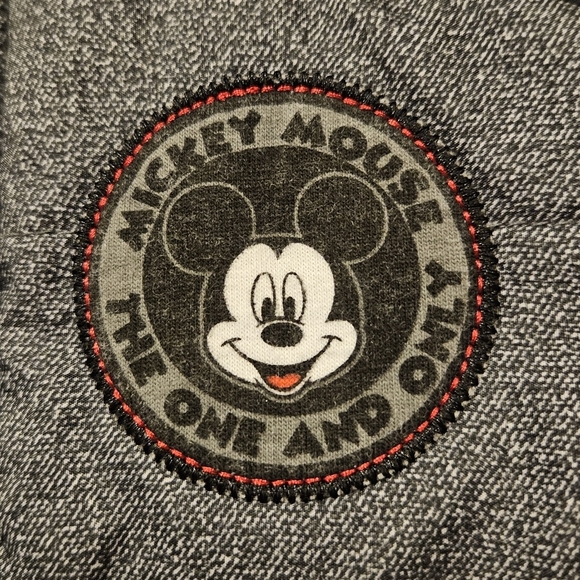 Disney Boys Mickey Mouse Puffer Vest Gray Black Hood Ears Zip Up size 5T - Picture 2 of 11